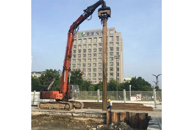 成都钢板桩租赁公司_拉森钢板桩施工_成都震动锤租赁出租-四川美威兴